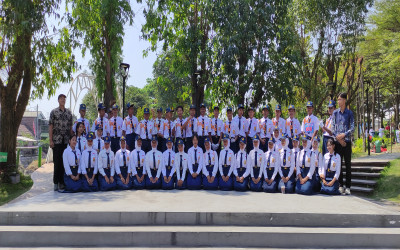 Baris SMP sederajat tingkat Kabupaten Kediri
